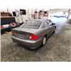 Image 15 : PARKSVILLE - 2005 HONDA CIVIC, GREY, 401018 KMS, FRONT WHEEL DRIVE. - D813562