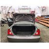 Image 41 : PARKSVILLE - 2005 HONDA CIVIC, GREY, 401018 KMS, FRONT WHEEL DRIVE. - D813562