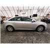 Image 11 : PARKSVILLE - 2011 CHEVY CRUZE, SILVER, 210648 KMS, FRONT WHEEL DRIVE. - D170323