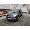 Image 3 : PARKSVILLE - 2011 CHEVY TRAVERSE, GREY, 165796 KMS, ALL WHEEL DRIVE. - D163633
