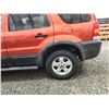 Image 29 : PARKSVILLE - 2006 FORD ESCAPE, ORANGE, 145241 KMS, FOUR WHEEL DRIVE. - DA15719