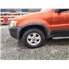 Image 31 : PARKSVILLE - 2006 FORD ESCAPE, ORANGE, 145241 KMS, FOUR WHEEL DRIVE. - DA15719