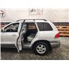 Image 45 : PARKSVILLE - 2005 HYUNDAI SANTA FE, WHITE, 193197 KMS, ALL WHEEL DRIVE. - D977927