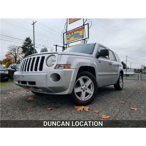 DUNCAN - 2010 JEEP PATRIOT, SILVER, 194327 KMS, 4X4. - D622351