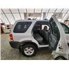Image 49 : PARKSVILLE - 2006 FORD ESCAPE, WHITE, 258420 KMS, FOUR WHEEL DRIVE. - JC73909