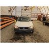 Image 4 : PARKSVILLE - 2006 FORD ESCAPE, WHITE, 258420 KMS, FOUR WHEEL DRIVE. - JC73909