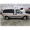Image 11 : PARKSVILLE - 2003 CHEVY VENTURE, GREY, 195946 KMS, "NO RESERVE". - B280437