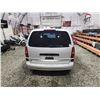 Image 18 : PARKSVILLE - 2003 CHEVY VENTURE, GREY, 195946 KMS, "NO RESERVE". - B280437