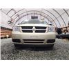 Image 5 : PARKSVILLE - 2010 DODGE GRAND CARAVAN, GOLD, 242781 KMS, FRONT WHEEL DRIVE. - D361963