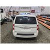 Image 19 : PARKSVILLE - 2015 CHRYSLER TOWN AND COUNTRY, WHITE, 188541 KMS, FRONT WHEEL DRIVE. - D714640