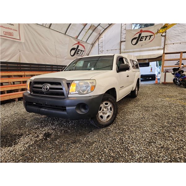 PARKSVILLE - 2010 TOYOTA TACOMA, NO RESERVE ,  WHITE, 273009 KMS- D722350
