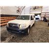 Image 3 : PARKSVILLE - 2010 TOYOTA TACOMA, NO RESERVE ,  WHITE, 273009 KMS- D722350