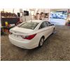 Image 15 : PARKSVILLE - 2012 HYUNDAI SONATA, WHITE, 134490 KMS, FRONT WHEEL DRIVE "NO RESERVE" - D492418