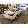Image 16 : PARKSVILLE - 2012 HYUNDAI SONATA, WHITE, 134490 KMS, FRONT WHEEL DRIVE "NO RESERVE" - D492418