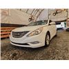Image 2 : PARKSVILLE - 2012 HYUNDAI SONATA, WHITE, 134490 KMS, FRONT WHEEL DRIVE "NO RESERVE" - D492418