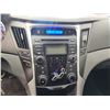 Image 53 : PARKSVILLE - 2012 HYUNDAI SONATA, WHITE, 134490 KMS, FRONT WHEEL DRIVE "NO RESERVE" - D492418