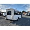 Image 11 : PARKSVILLE - 2002 FORD E450, WHITE, 437516 KMS, REAR WHEEL DRIVE. - DA08382