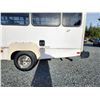 Image 19 : PARKSVILLE - 2002 FORD E450, WHITE, 437516 KMS, REAR WHEEL DRIVE. - DA08382