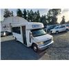 Image 9 : PARKSVILLE - 2002 FORD E450, WHITE, 437516 KMS, REAR WHEEL DRIVE. - DA08382