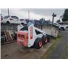 Image 3 : PARKSVILLE - 1993 BOBCAT 843, WHITE,  KMS, . - PB1PK01
