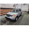Image 4 : PARKSVILLE - 2002 HONDA CRV, SILVER, 310653 KMS, FOUR WHEEL DRIVE. - B807145