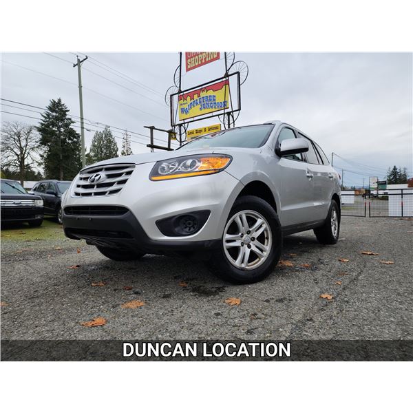 DUNCAN - 2011 HYUNDAI SANTA FE, SILVER, 193661 KMS, "NO RESERVE". - D032788