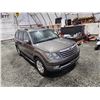 Image 10 : PARKSVILLE - 2010 KIA BORREGO, BROWN, 189020 KMS, FOUR WHEEL DRIVE. - B0Y9120