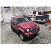 Image 10 : PARKSVILLE - 2002 JEEP LIBERTY, RED, 261573 KMS, 4X4. - B109667