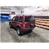 Image 21 : PARKSVILLE - 2002 JEEP LIBERTY, RED, 261573 KMS, 4X4. - B109667