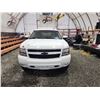 Image 6 : PARKSVILLE - 2009 CHEVROLET AVALANCHE, WHITE, 342072 KMS, 4X4 "NO RESERVE" - P209525