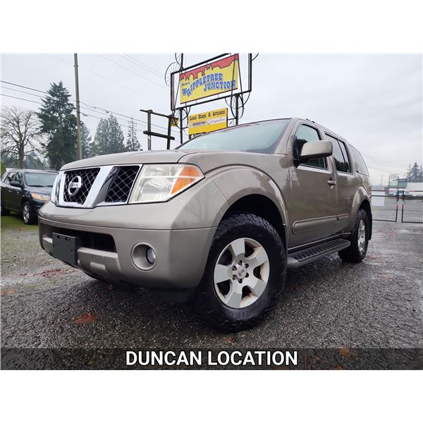 DUNCAN - 2005 NISSAN PATHFINDER, BROWN, 147085 MILES "NO RESERVE", 4X4. - J761394
