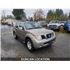 Image 6 : DUNCAN - 2005 NISSAN PATHFINDER, BROWN, 147085 MILES "NO RESERVE", 4X4. - J761394