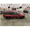 Image 13 : PARKSVILLE - 2002 GMC ENVOY, RED, 261712 KMS, 4X4. - D440784