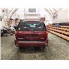 Image 18 : PARKSVILLE - 2002 GMC ENVOY, RED, 261712 KMS, 4X4. - D440784