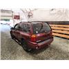 Image 21 : PARKSVILLE - 2002 GMC ENVOY, RED, 261712 KMS, 4X4. - D440784
