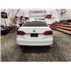Image 16 : PARKSVILLE - 2014 VOLKSWAGEN JETTA, WHITE, 145783 KMS, FRONT WHEEL DRIVE. - D359664