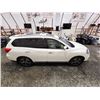 Image 13 : PARKSVILLE - 2017 NISSAN PATHFINDER, WHITE, 145562 KMS, 4X4. NO RESERVE. - D623883