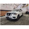 Image 2 : PARKSVILLE - 2017 NISSAN PATHFINDER, WHITE, 145562 KMS, 4X4. NO RESERVE. - D623883