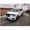Image 3 : PARKSVILLE - 2017 NISSAN PATHFINDER, WHITE, 145562 KMS, 4X4. NO RESERVE. - D623883
