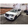 Image 4 : PARKSVILLE - 2017 NISSAN PATHFINDER, WHITE, 145562 KMS, 4X4. NO RESERVE. - D623883