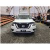 Image 6 : PARKSVILLE - 2017 NISSAN PATHFINDER, WHITE, 145562 KMS, 4X4. NO RESERVE. - D623883