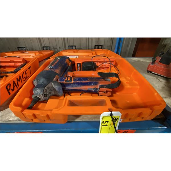 RAMSET T3 CORDLESS GAS ACTUATED NAILER IN HARD TRANSPORT CASE WITH CHARGER & 2 BATTERIES