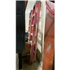 Image 2 : PAIR OF 6' RED FIBERGLASS LADDERS