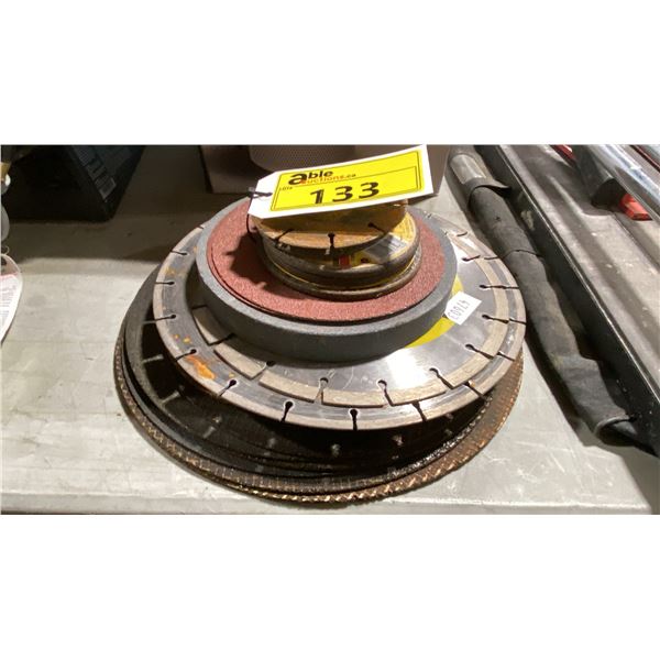 STACK OF ASSORTED CUTTING/SANDING BLADES