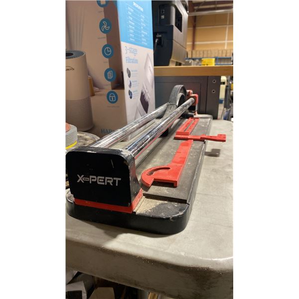 RONA X-PERT TILE CUTTER IN SOFT TRANSPORT CASE