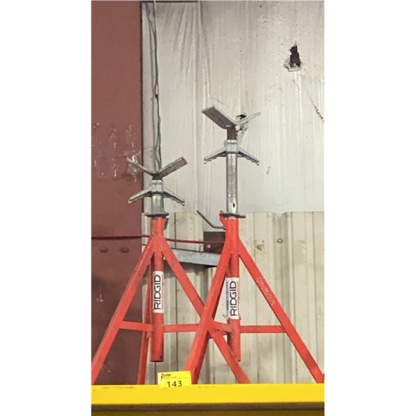 PAIR OF RIDGID VJ-99 V-HEAD ADJUSTABLE INDUSTRIAL PIPE STANDS