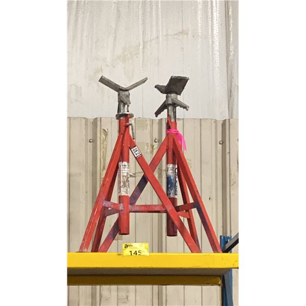 PAIR OF RIDGID VJ-99 V-HEAD ADJUSTABLE INDUSTRIAL PIPE STANDS