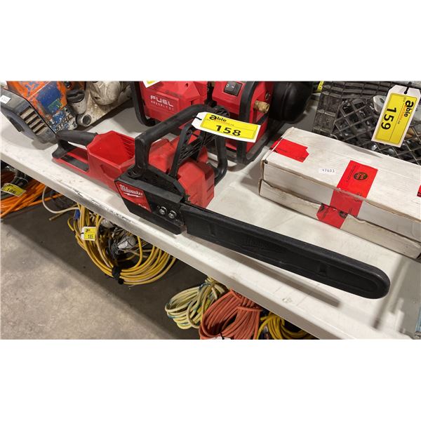 MILWAUKEE FUEL M18 CORDLESS 16" PORTABLE CHAIN SAW *NO BATTERY OF CHARGER*