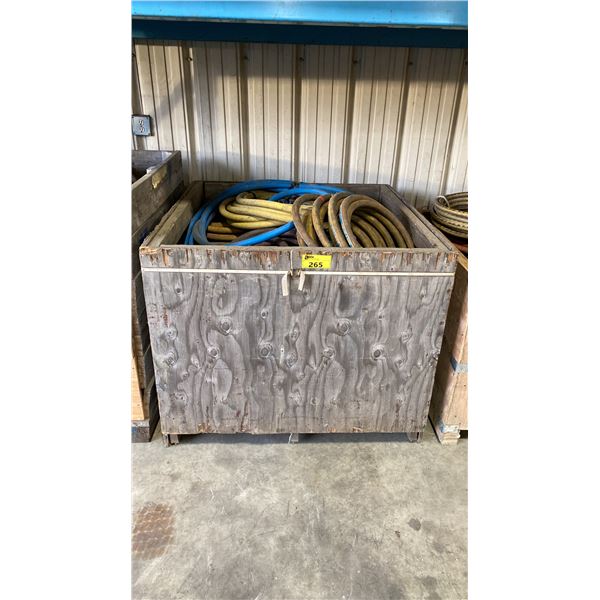 PALLET CRATE OF ASSORTED HEAVY DUTY INDUSTRIAL AIR / WATER HOSES *MUST TAKE ALL ON PALLET*