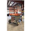 Image 3 : SKYJACK SJ 111-6832 ORANGE 32" X 68" INDUSTRIAL 1000 LBS CAPACITY ELECTRIC MAN LIFT WITH EXTENSION